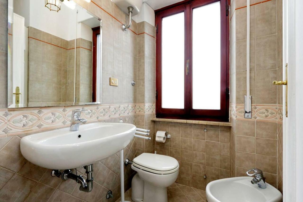Rainbow Eur Apartment Рим Экстерьер фото